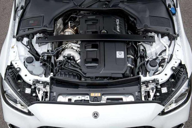 Chi tiết Mercedes-AMG C43 2023 1,4 tỷ đồng - Hình 12 Chi tiet Mercedes-AMG C43 2023 1,4 ty dong-Hinh-12