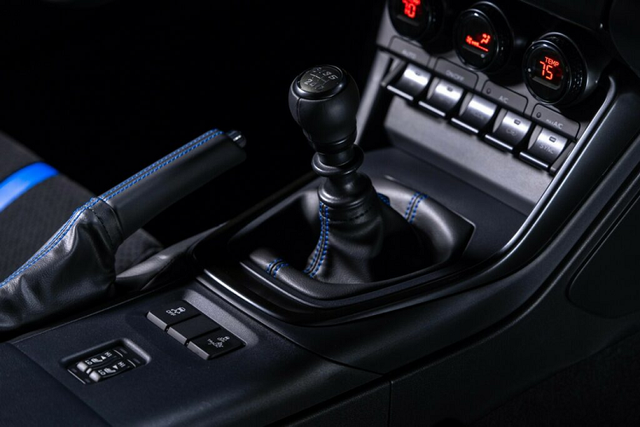 Chi tiết Subaru ra mắt BRZ tS 2024 từ 780 triệu - Hình 8 Chi tiet Subaru ra mat BRZ tS 2024 tu 780 trieu-Hinh-8