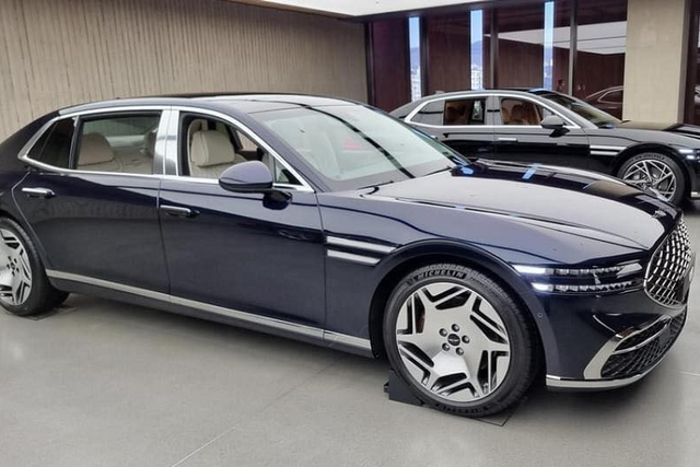 Điểm danh 10 xe sang có khoang hành khách VIP Diem danh 10 xe sang co khoang hanh khach VIP
