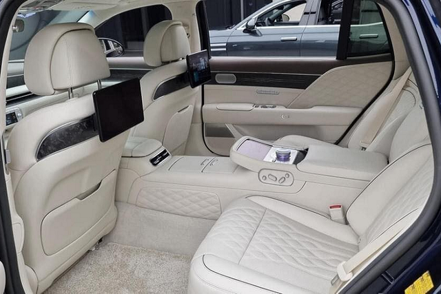 Điểm danh 10 xe sang có khoang hành khách VIP - Hình 2 Diem danh 10 xe sang co khoang hanh khach VIP-Hinh-2