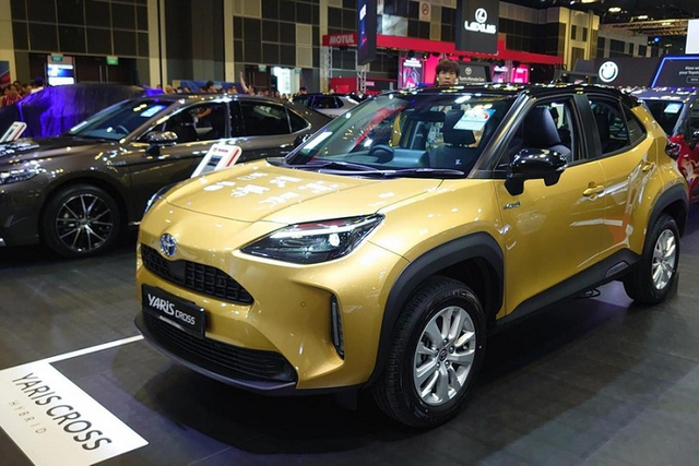 Chi tiết Toyota Yaris Cross 2023 từ 2,6 tỷ đồng tại Singapore Chi tiet Toyota Yaris Cross 2023 tu 2,6 ty dong tai Singapore