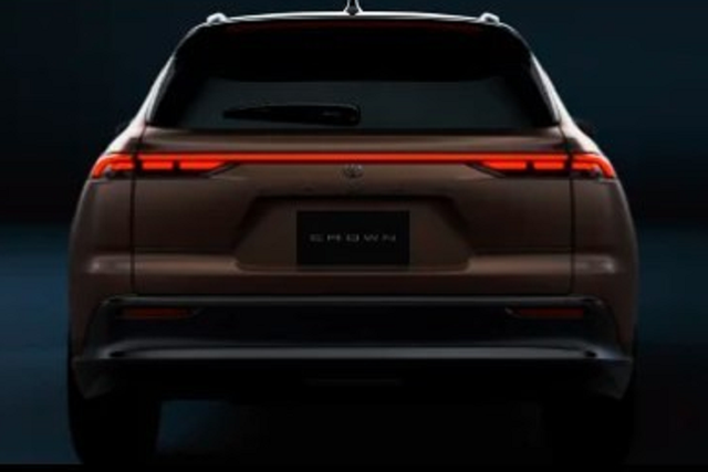 Toyota Crown Estate 2024 - SUV “chủ tịch” lộ diện sau 15 năm - Hình 13 Toyota Crown Estate 2024 - SUV “chu tich” lo dien sau 15 nam-Hinh-13