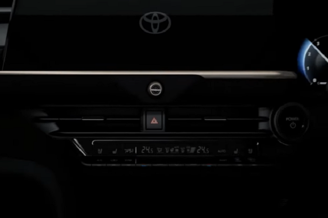 Toyota Crown Estate 2024 - SUV “chủ tịch” lộ diện sau 15 năm - Hình 11 Toyota Crown Estate 2024 - SUV “chu tich” lo dien sau 15 nam-Hinh-11