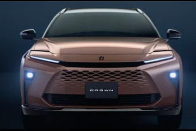 Toyota Crown Estate 2024 - SUV “chủ tịch” lộ diện sau 15 năm - Hình 5 Toyota Crown Estate 2024 - SUV “chu tich” lo dien sau 15 nam-Hinh-5