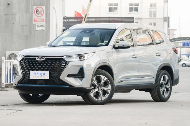 Chery Tiggo 8 Pro từ 548 triệu đồng sắp về Việt Nam "nhái" Lexus - Hình 2 Chery Tiggo 8 Pro tu 548 trieu dong sap ve Viet Nam