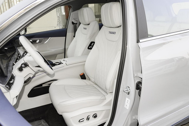 Chery Tiggo 8 Pro từ 548 triệu đồng sắp về Việt Nam "nhái" Lexus - Hình 4 Chery Tiggo 8 Pro tu 548 trieu dong sap ve Viet Nam