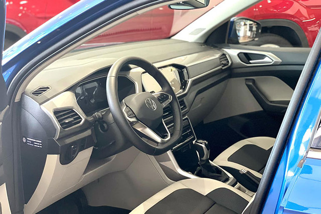 SUV cỡ B Volkswagen T-Cross thế hệ mới đang được thanh lý rẻ gần 250 triệu - Hình 6 SUV co B Volkswagen T-Cross the he moi dang duoc thanh ly re gan 250 trieu-Hinh-6