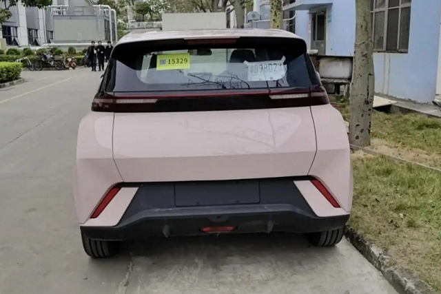 Chi tiết xe ôtô điện chỉ hơn 200 triệu đồng - Hình 9 Chi tiet xe oto dien chi hon 200 trieu dong-Hinh-9