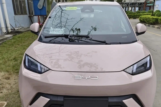 Chi tiết xe ôtô điện chỉ hơn 200 triệu đồng - Hình 8 Chi tiet xe oto dien chi hon 200 trieu dong-Hinh-8