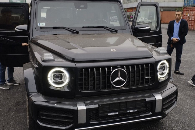 Xe Mercedes-AMG G63 hơn 11 tỷ bị bỏ quên từ năm 2018 ở Hài Phòng Xe Mercedes-AMG G63 hon 11 ty bi bo quen tu nam 2018 o Hai Phong
