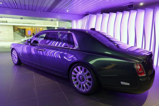 Cận cảnh Rolls-Royce Phantom Tempus bản giới hạn chỉ 20 xe - Hình 9 Can canh Rolls-Royce Phantom Tempus ban gioi han chi 20 xe-Hinh-9