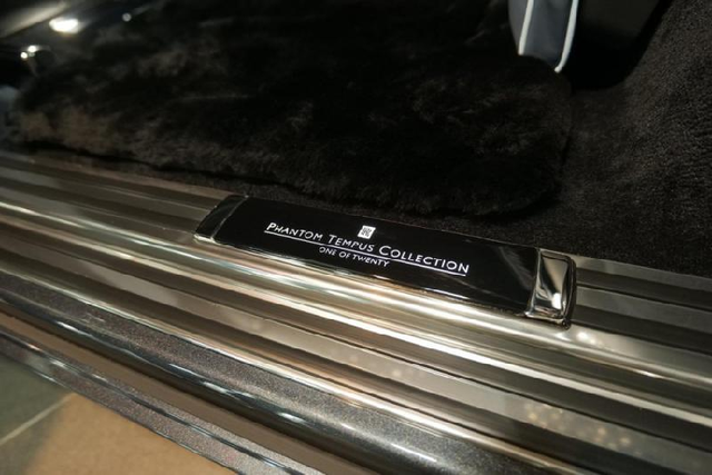 Cận cảnh Rolls-Royce Phantom Tempus bản giới hạn chỉ 20 xe - Hình 8 Can canh Rolls-Royce Phantom Tempus ban gioi han chi 20 xe-Hinh-8