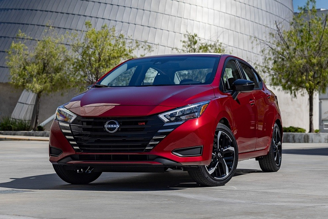 Lộ hàng Nissan Almera 2023 giá rẻ sắp về Việt Nam? Lo hang Nissan Almera 2023 gia re sap ve Viet Nam?