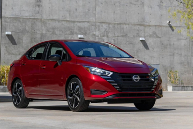 Lộ hàng Nissan Almera 2023 giá rẻ sắp về Việt Nam? - Hình 7 Lo hang Nissan Almera 2023 gia re sap ve Viet Nam?-Hinh-7