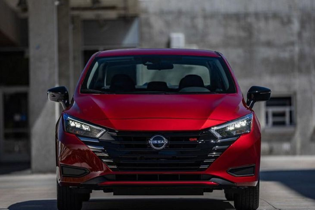 Lộ hàng Nissan Almera 2023 giá rẻ sắp về Việt Nam? - Hình 8 Lo hang Nissan Almera 2023 gia re sap ve Viet Nam?-Hinh-8