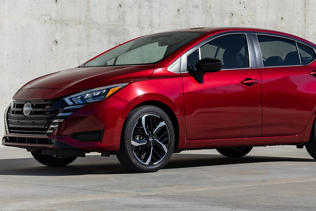 Lộ hàng Nissan Almera 2023 giá rẻ sắp về Việt Nam? - Hình 11 Lo hang Nissan Almera 2023 gia re sap ve Viet Nam?-Hinh-11