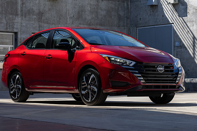 Lộ hàng Nissan Almera 2023 giá rẻ sắp về Việt Nam? - Hình 12 Lo hang Nissan Almera 2023 gia re sap ve Viet Nam?-Hinh-12