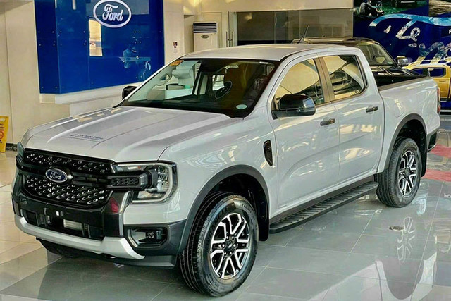 Soi Ford Ranger Sport từ 864 triệu đồng - Hình 10 Soi Ford Ranger Sport tu 864 trieu dong-Hinh-10