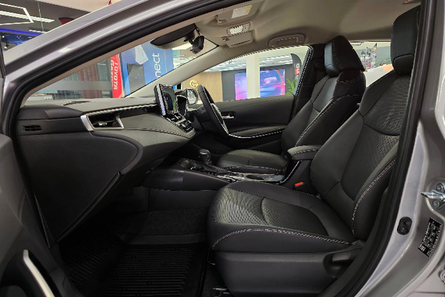 Toyota Corolla Altis 2024 nâng cấp sắp ra mắt tại Việt Nam - Hình 5 Toyota Corolla Altis 2024 nang cap sap ra mat tai Viet Nam-Hinh-5