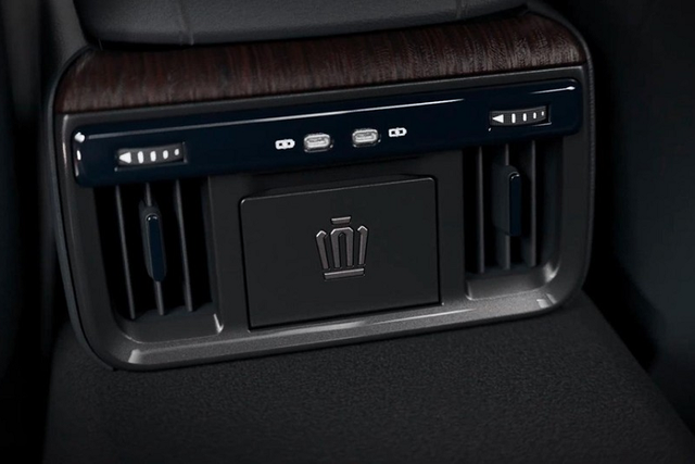 Toyota Crown Sedan 2024 thế hệ mới chốt lịch ra mắt - Hình 12 Toyota Crown Sedan 2024 the he moi chot lich ra mat-Hinh-12