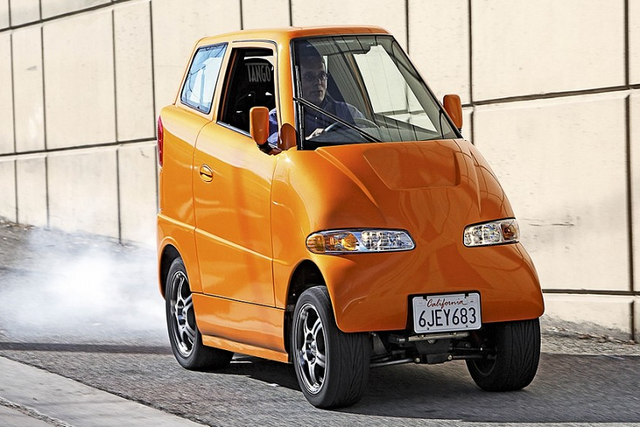 Ôtô điện tí hon Tango T600 giá tới hơn 700 triệu đồng Oto dien ti hon Tango T600 gia toi hon 700 trieu dong