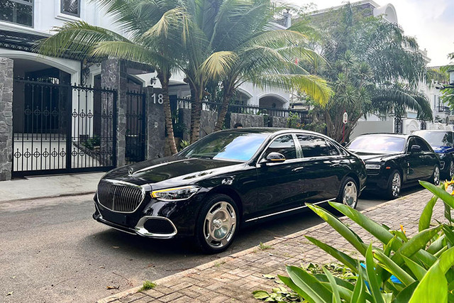 Đại gia Minh Nhựa tậu Maybach S450 2022 hơn 8 tỷ Dai gia Minh Nhua tau Maybach S450 2022 hon 8 ty