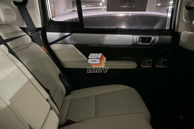 Bắt gặp Hyundai SantaFe 2024 chạy thử trên đường - Hình 7 Bat gap Hyundai SantaFe 2024 chay thu tren duong-Hinh-7