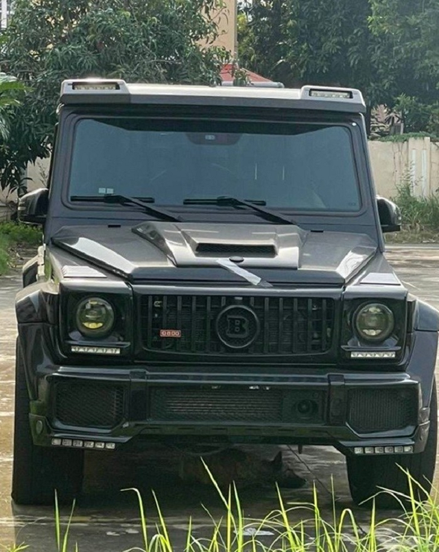 Công an phát hiện xe sang Mercedes G63 độ Brabus 800 hơn 10 tỷ gắn biển giả Cong an phat hien xe sang Mercedes G63 do Brabus 800 hon 10 ty gan bien gia