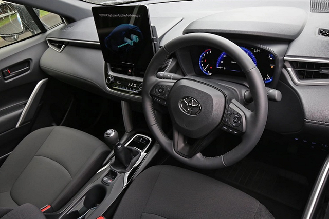 Chi tiết Toyota Corolla Cross chạy động cơ Hydro mạnh 300 mã lực - Hình 3 Chi tiet Toyota Corolla Cross chay dong co Hydro manh 300 ma luc-Hinh-3