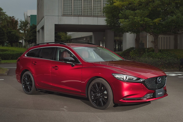 Chi tiết Mazda6 2023 20th Anniversary Edition chỉ từ 782 triệu đồng - Hình 2 Chi tiet Mazda6 2023 20th Anniversary Edition chi tu 782 trieu dong-Hinh-2