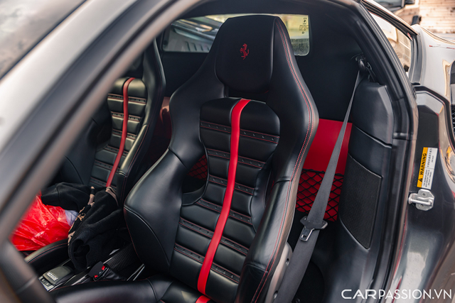 Ferrari 488 GTB có giá siêu rẻ gần 9 tỷ đồng - Hình 10 Ferrari 488 GTB co gia sieu re gan 9 ty dong-Hinh-10