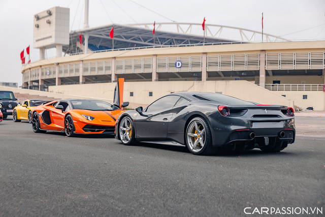 Ferrari 488 GTB có giá siêu rẻ gần 9 tỷ đồng - Hình 6 Ferrari 488 GTB co gia sieu re gan 9 ty dong-Hinh-6