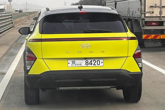 Chi tiết Hyundai Kona 2024 ở cả 3 phiên bản tại Hàn Quốc - Hình 4 Chi tiet Hyundai Kona 2024 o ca 3 phien ban tai Han Quoc-Hinh-4