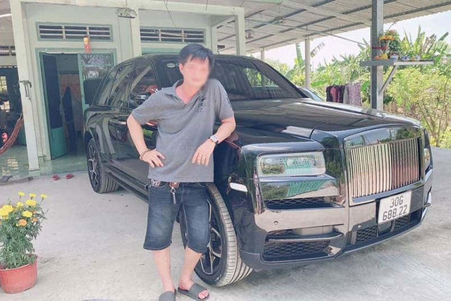 SUV siêu sang Rolls-Royce Cullinan Black Badge được rao bán hơn 39 tỷ - Hình 4 SUV sieu sang Rolls-Royce Cullinan Black Badge duoc rao ban hon 39 ty-Hinh-4