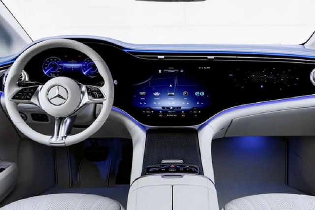 Cận cảnh Mercedes EQE Sedan giá từ 1,88 tỷ đồng - Hình 6 Can canh Mercedes EQE Sedan gia tu 1,88 ty dong-Hinh-6