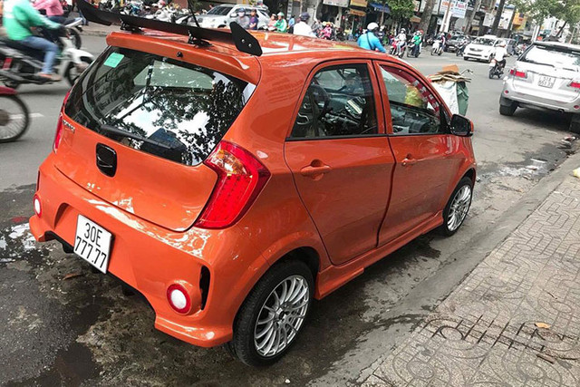 Những chiếc ô tô hạng A sở hữu biển số đẹp trị giá cả tỷ đồng tại Việt Nam - Hình 7 Nhung chiec o to hang A so huu bien so dep tri gia ca ty dong tai Viet Nam-Hinh-7