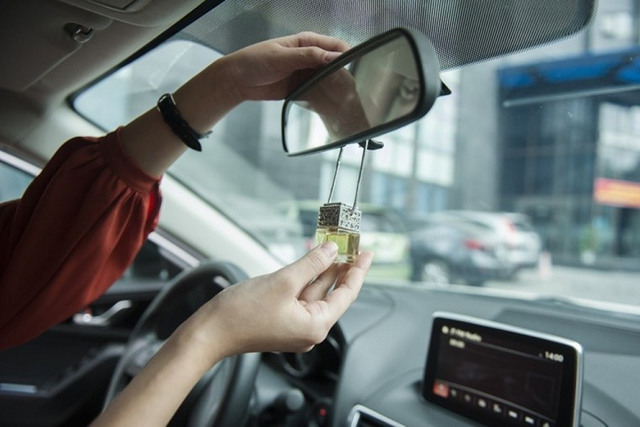Đừng nên mua các phụ kiện ôtô này vì nó rất phí tiền - Hình 6 Dung nen mua cac phu kien oto nay vi no rat phi tien-Hinh-6