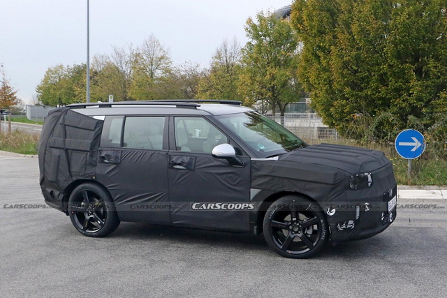 Cận cảnh nội thất của SantaFe 2024 lấy cảm hứng từ xe sang - Hình 9 Can canh noi that cua SantaFe 2024 lay cam hung tu xe sang-Hinh-9