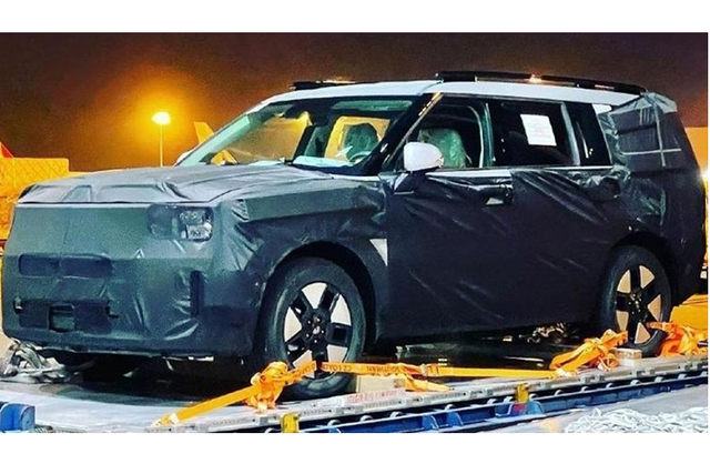 Cận cảnh nội thất của SantaFe 2024 lấy cảm hứng từ xe sang - Hình 7 Can canh noi that cua SantaFe 2024 lay cam hung tu xe sang-Hinh-7