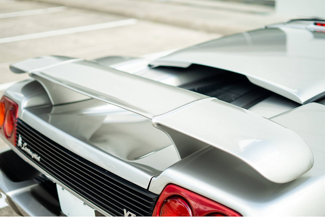 Siêu xe Lamborghini Diablo VT Roadster cực hiếm hiếm tìm chủ mới - Hình 8 Sieu xe Lamborghini Diablo VT Roadster cuc hiem hiem tim chu moi-Hinh-8