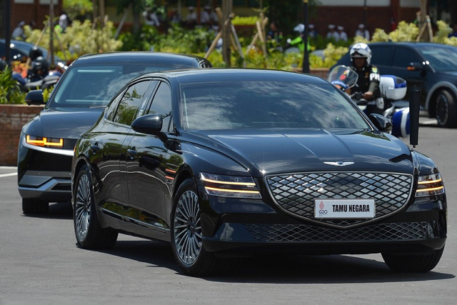 Dàn ôtô điện chở lãnh đạo tham dự Hội nghị thượng đỉnh G20 - Hình 4 Dan oto dien cho lanh dao tham du Hoi nghi thuong dinh G20-Hinh-4