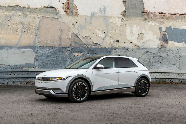 Dàn ôtô điện chở lãnh đạo tham dự Hội nghị thượng đỉnh G20 - Hình 7 Dan oto dien cho lanh dao tham du Hoi nghi thuong dinh G20-Hinh-7