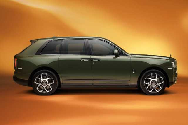 Tận mục Rolls-Royce Cullinan Inspired by Fashion siêu sang - Hình 14 Tan muc Rolls-Royce Cullinan Inspired by Fashion sieu sang-Hinh-14