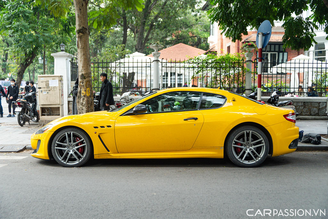 Maserati Granturismo MC Sportline biển tứ quý 9 giá hơn 12 tỷ - Hình 5 Maserati Granturismo MC Sportline bien tu quy 9 gia hon 12 ty-Hinh-5