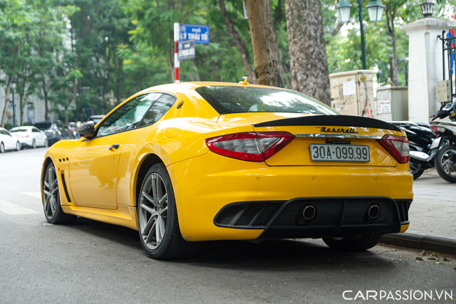 Maserati Granturismo MC Sportline biển tứ quý 9 giá hơn 12 tỷ - Hình 11 Maserati Granturismo MC Sportline bien tu quy 9 gia hon 12 ty-Hinh-11