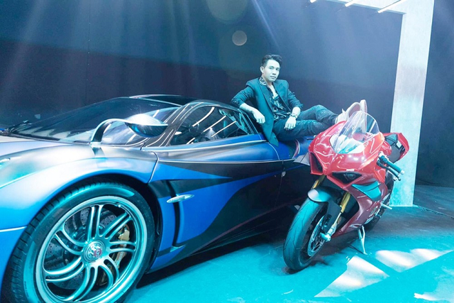 Đại gia siêu xe Minh Nhựa khoe bom tấn Ducati Superleggera V4 và Pagani Huayra Dai gia sieu xe Minh Nhua khoe bom tan Ducati Superleggera V4 va Pagani Huayra