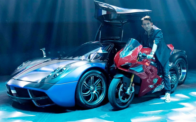 Đại gia siêu xe Minh Nhựa khoe bom tấn Ducati Superleggera V4 và Pagani Huayra - Hình 2 Dai gia sieu xe Minh Nhua khoe bom tan Ducati Superleggera V4 va Pagani Huayra-Hinh-2