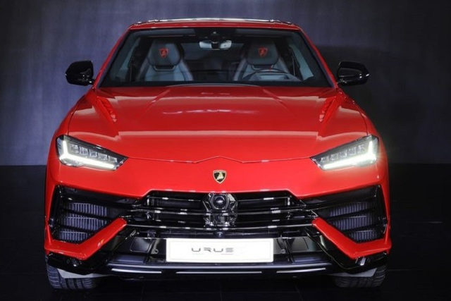 Siêu xe Lamborghini Urus S hơn tại Hàn Quốc rẻ hơn Việt Nam gần 9 tỷ đồng - Hình 3 Sieu xe Lamborghini Urus S hon tai Han Quoc re hon Viet Nam gan 9 ty dong-Hinh-3