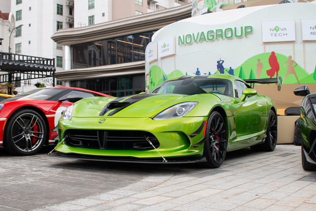Siêu xe Dodge Viper ACR của Chủ tịch Novaland được rao bán hơn 20 tỷ đồng - Hình 5 Sieu xe Dodge Viper ACR cua Chu tich Novaland duoc rao ban hon 20 ty dong-Hinh-5