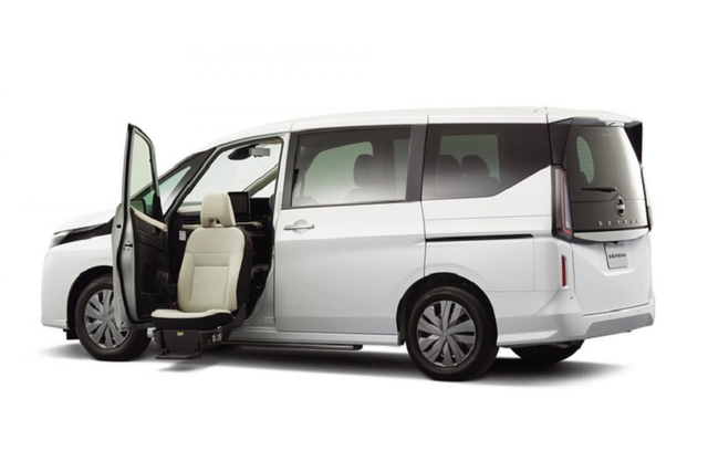 Cận cảnh Nissan Serena 2023 từ 519 triệu đồng - Hình 8 Can canh Nissan Serena 2023 tu 519 trieu dong-Hinh-8